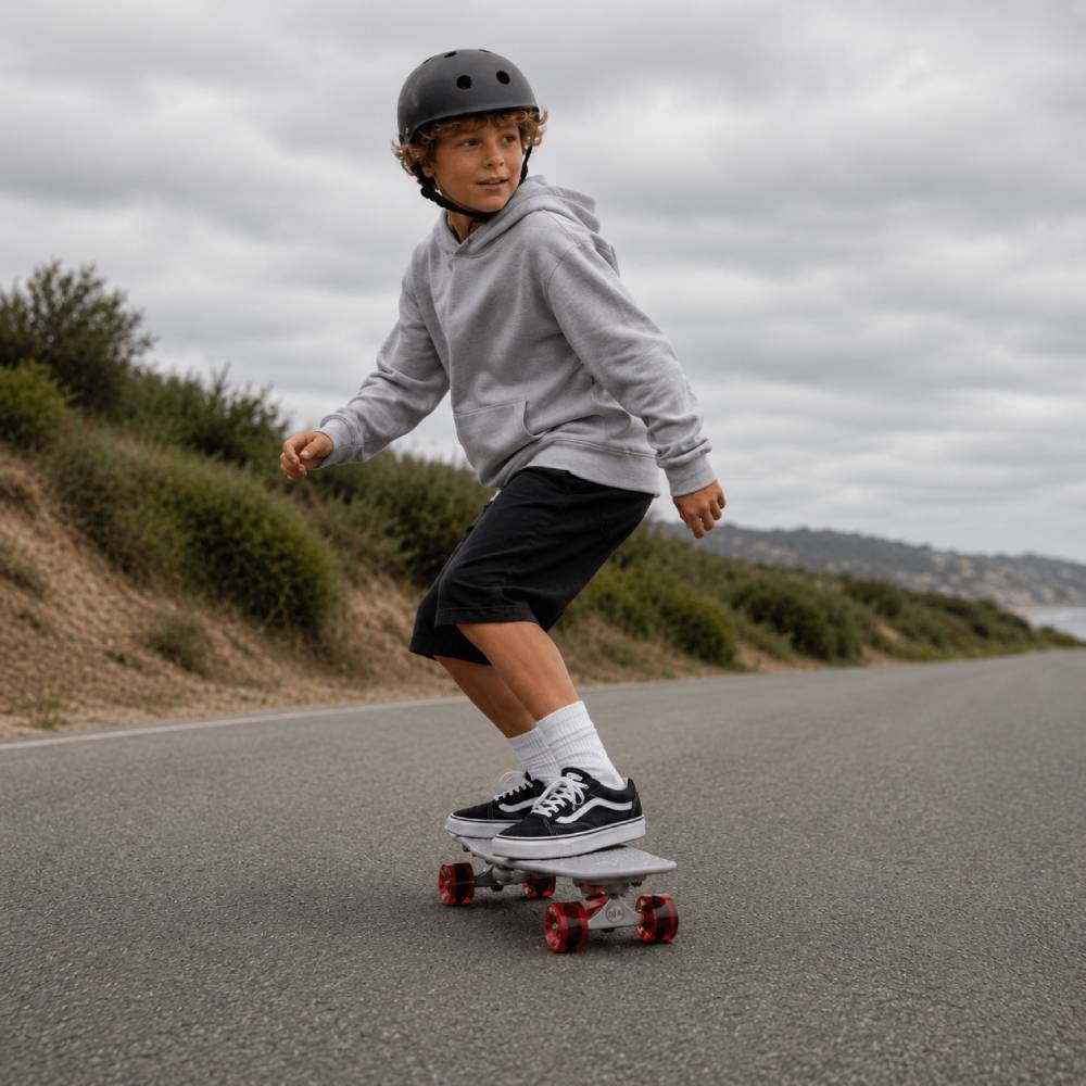 NKX Deluxe Skateboard 22"