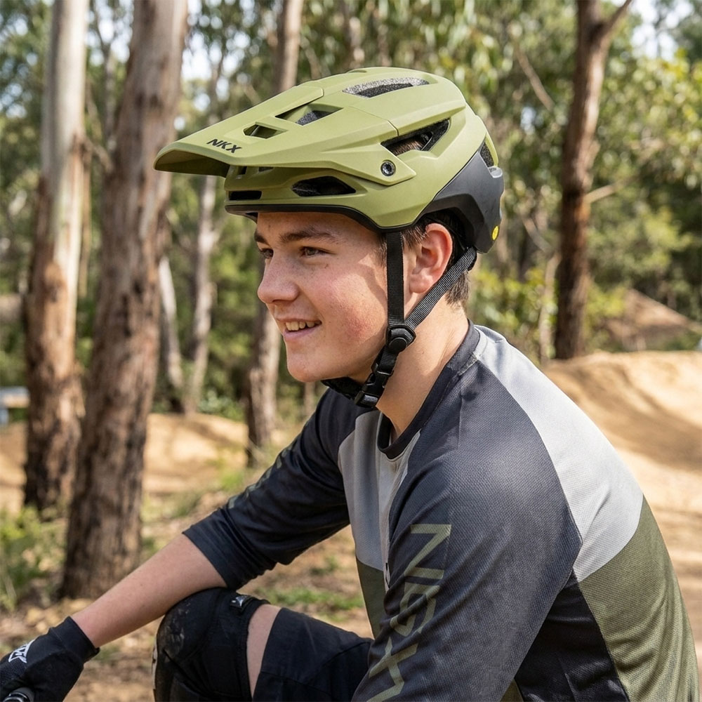 NKX Summit Fahrradhelm