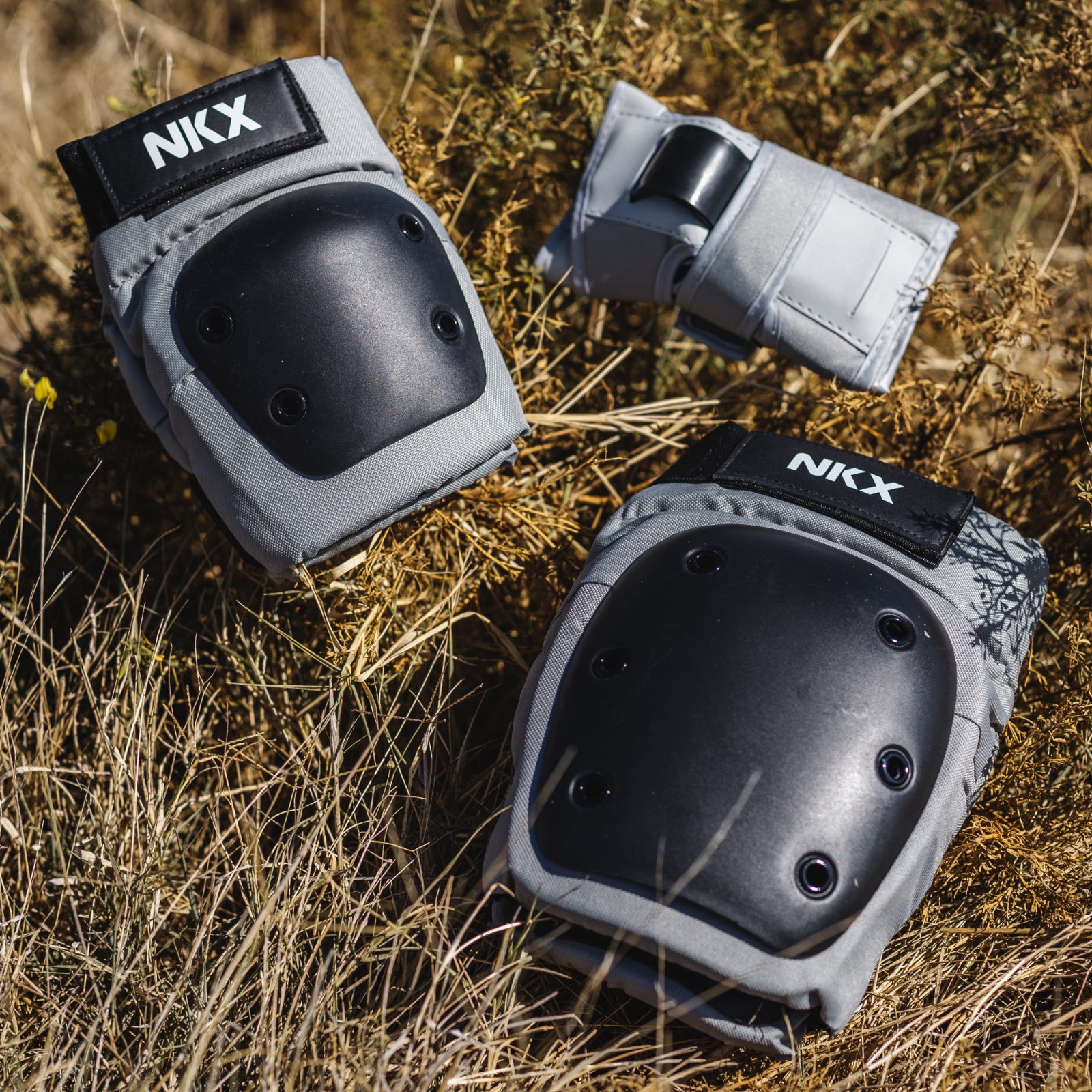 NKX 3er-Pack Pro Schutz-set - Knieschützer, Ellenbogenschützer und Handgelenkschützer