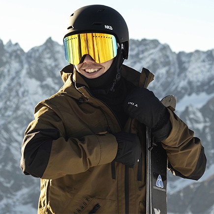 NKX Nomad Schneehelm