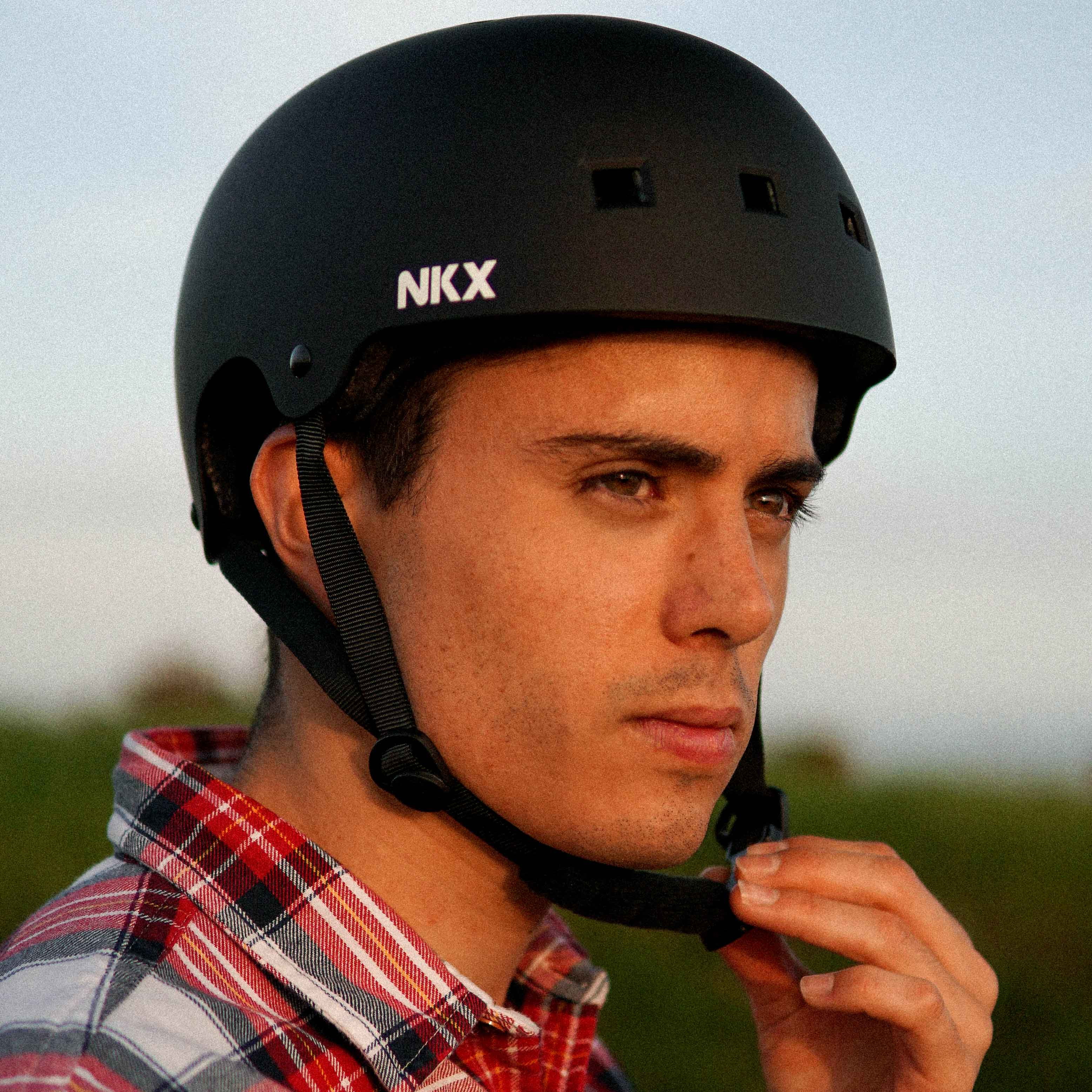 NKX Brain Saver zertifizierter Skate-Helm