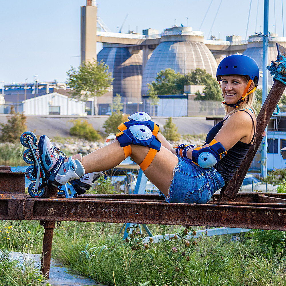 Story Division Inline Skates