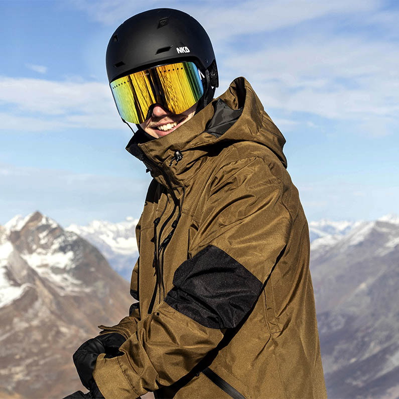 NKX Nomad Schneehelm