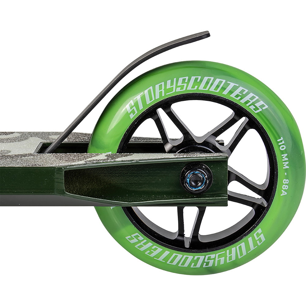 Story High Roller Stunt Scooter