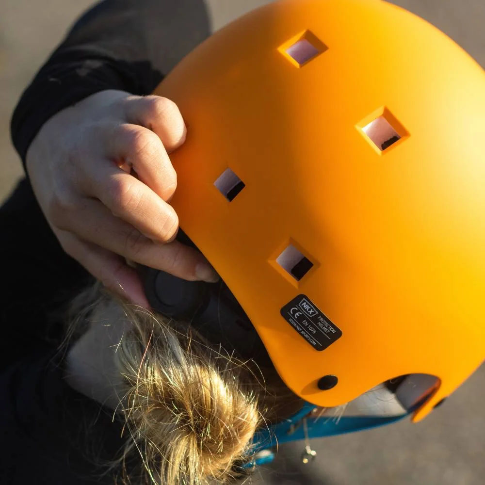NKX Brain Saver zertifizierter Skate-Helm